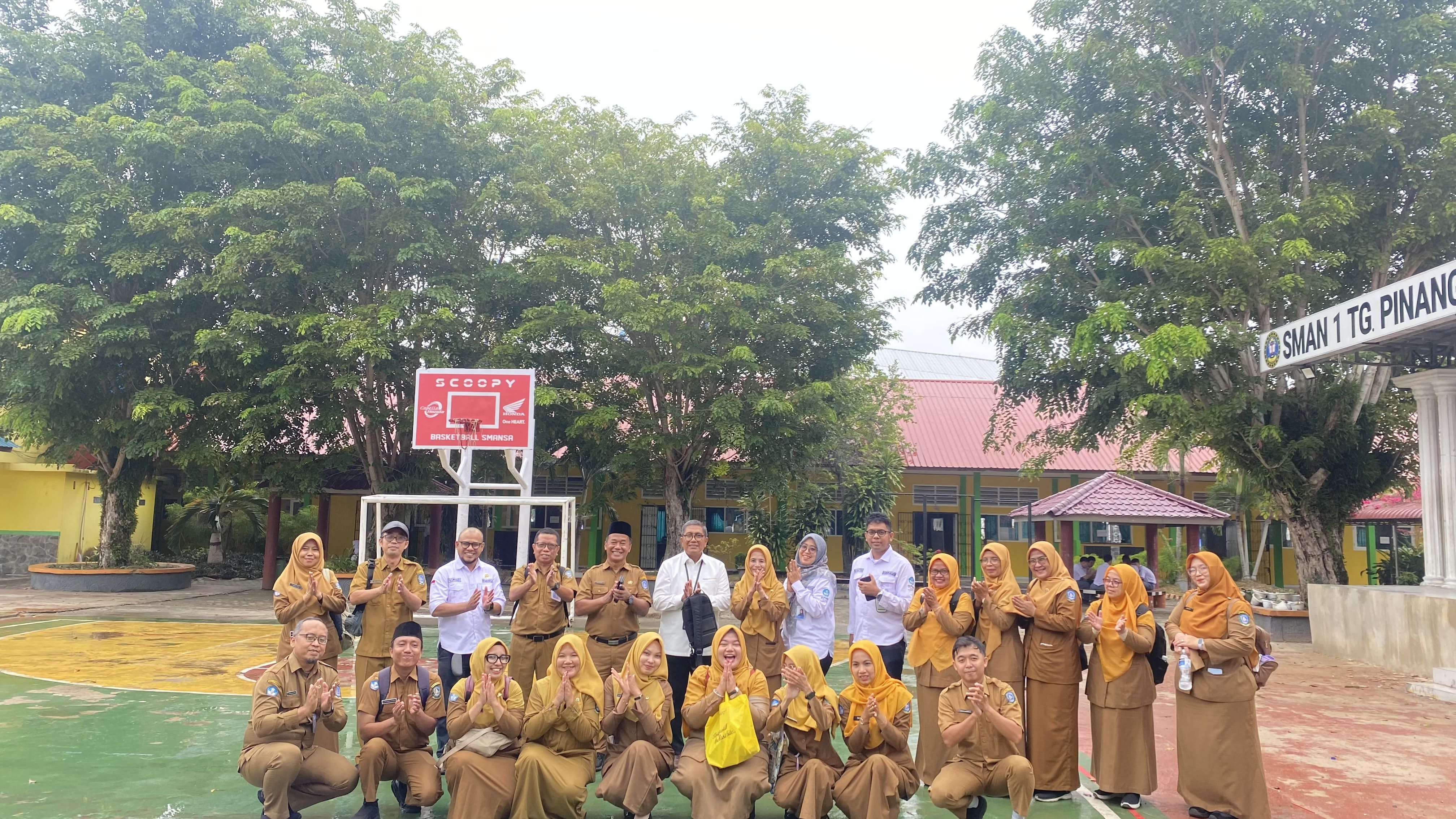 SMAN 1 Tanjungpinang Ikuti Pendampingan Implementasi Pendidikan Jarak Jauh Bersama DIKMENDIKSUS